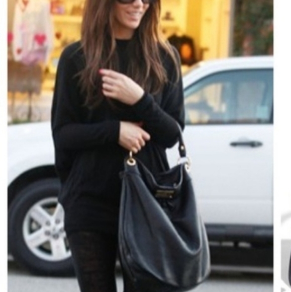 Marc Jacobs Handbags - MARC JACOBS leather hobo